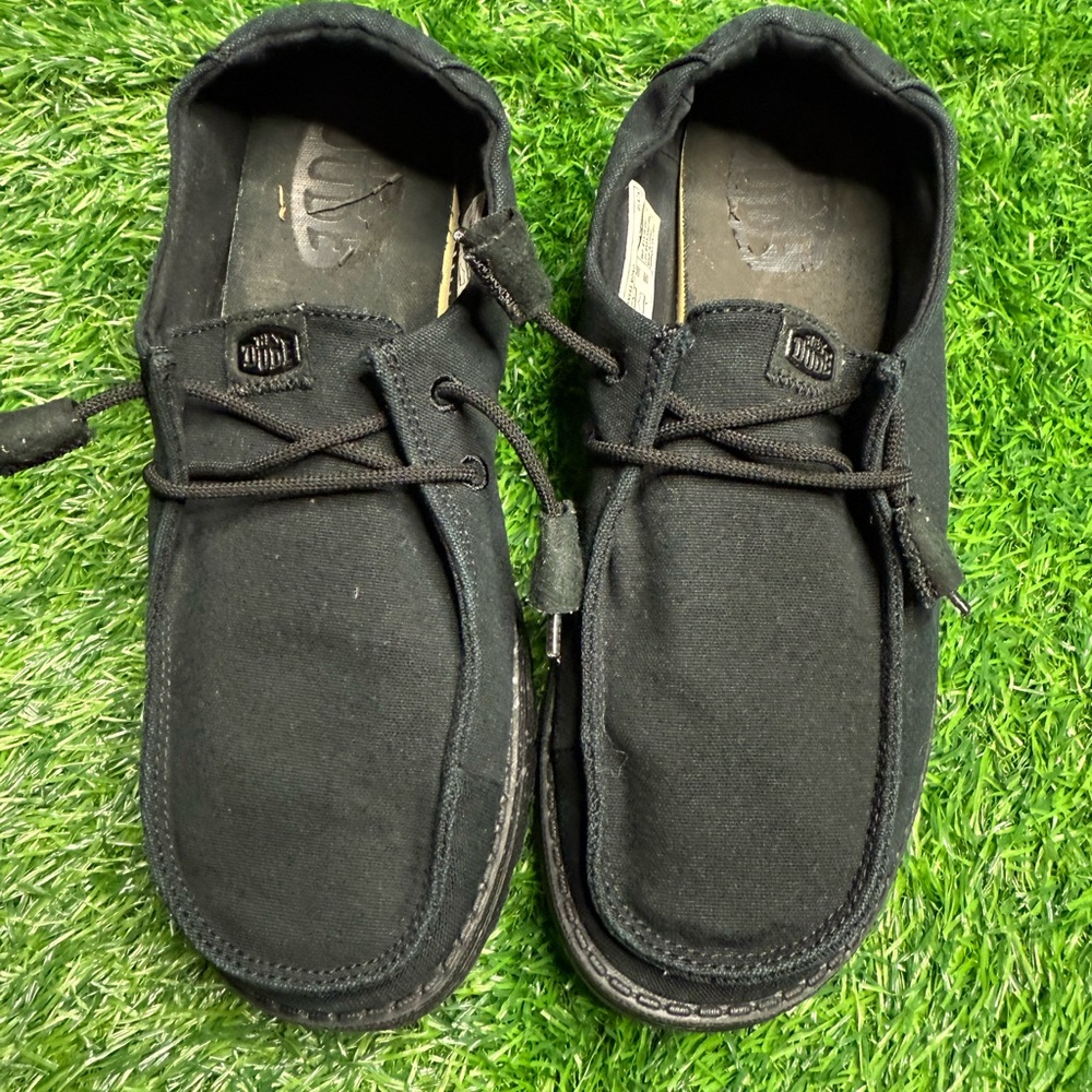 Hey Dude Women’s Wendy Canvas  Casual Shoes size 8